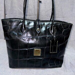 Dooney * Bourke Tote